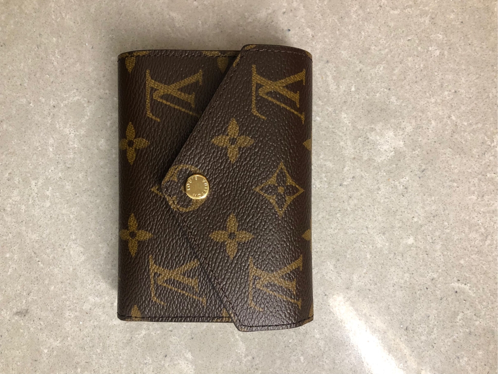 국내 AS 가능 유럽 최신상 루이비통 빅토린 지갑 모노그램 캔버스 M62472 2일 직진배송