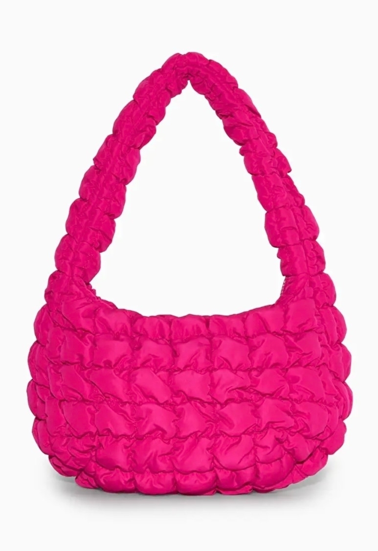 확보된재고)코스 미니퀼티드 백 브라이트 핑크, 그린 COS Quilted Bag 상품 상세 크로켓